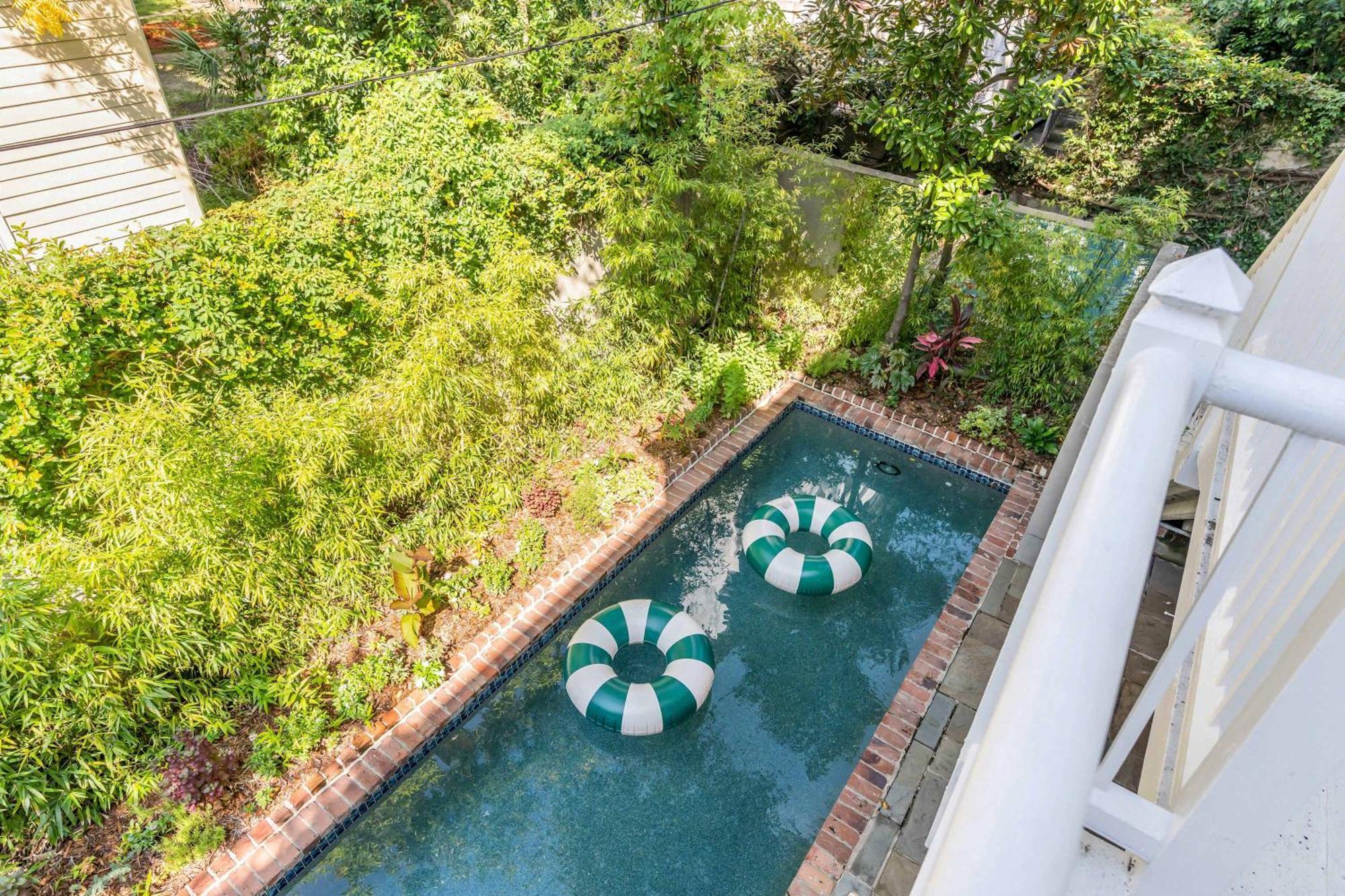 Serene Cottage With Beautiful Garden And Heated Pool Charleston Extérieur photo